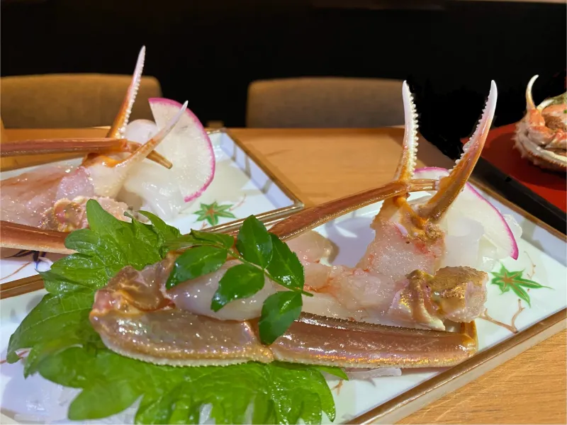 鳥取直送の松葉ガニの刺身